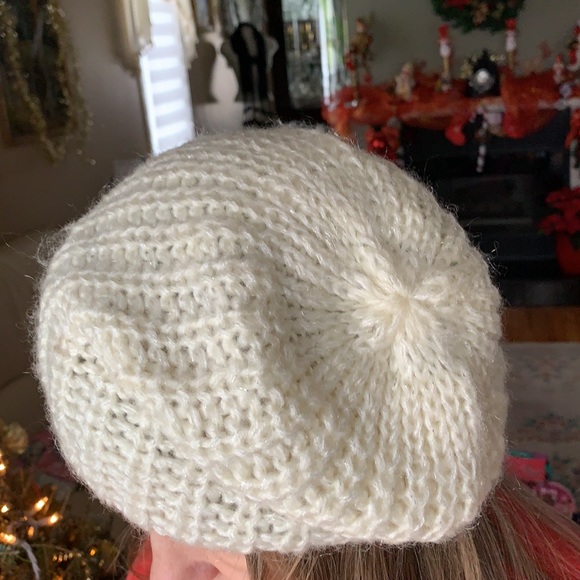 White Hat from H&M - Picture 8 of 8